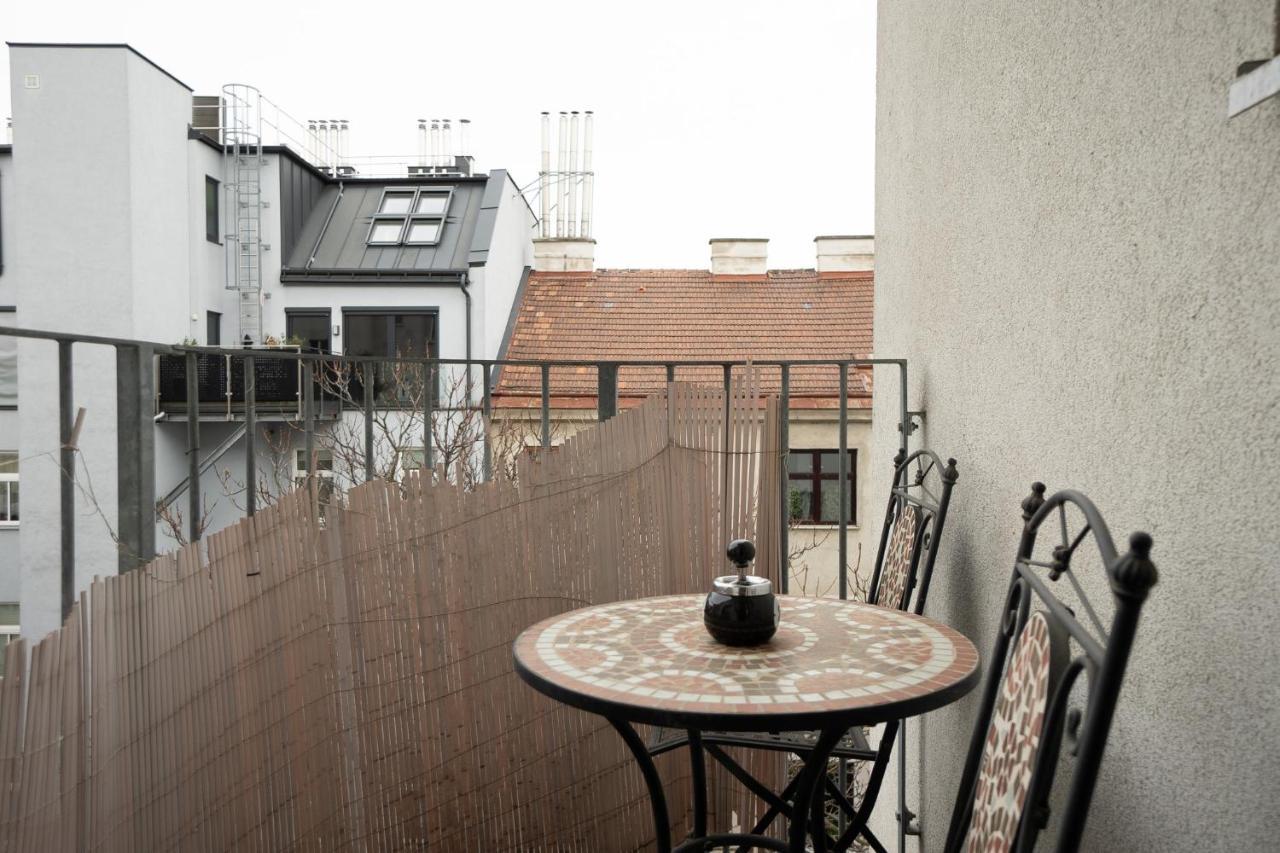 Apartment With A Balcony - 15 Min To City Center Відень Екстер'єр фото