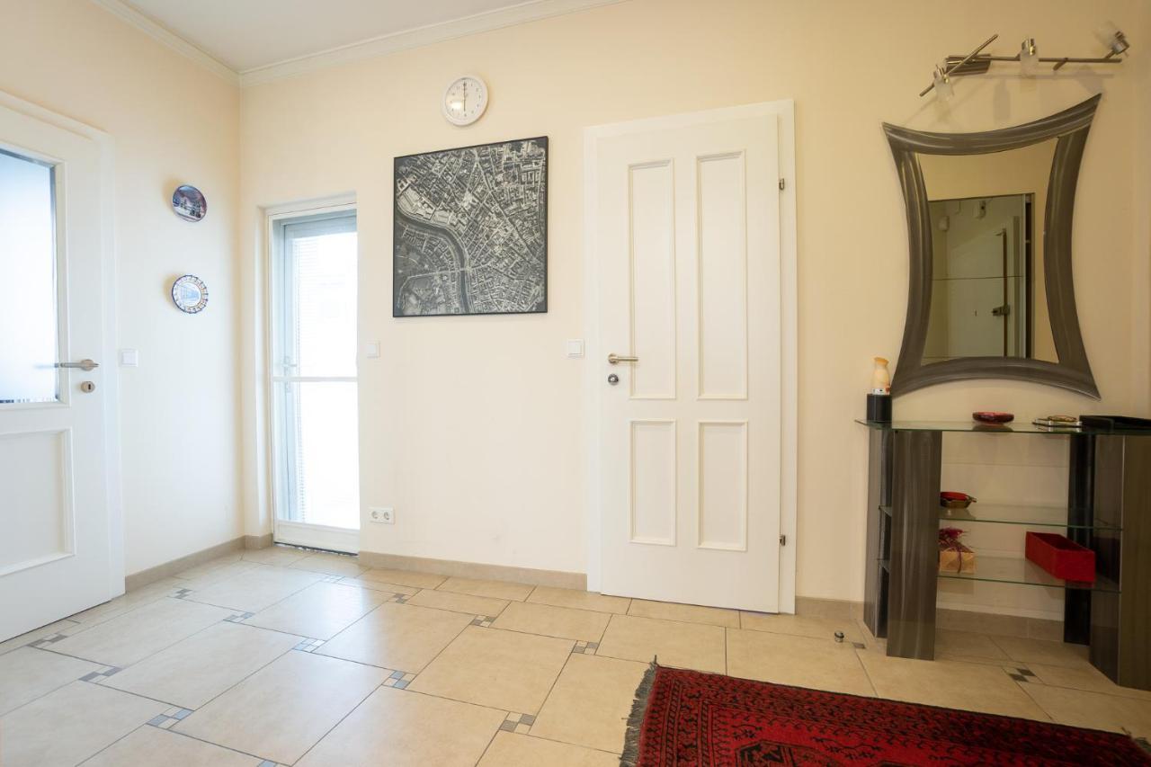 Apartment With A Balcony - 15 Min To City Center Відень Екстер'єр фото