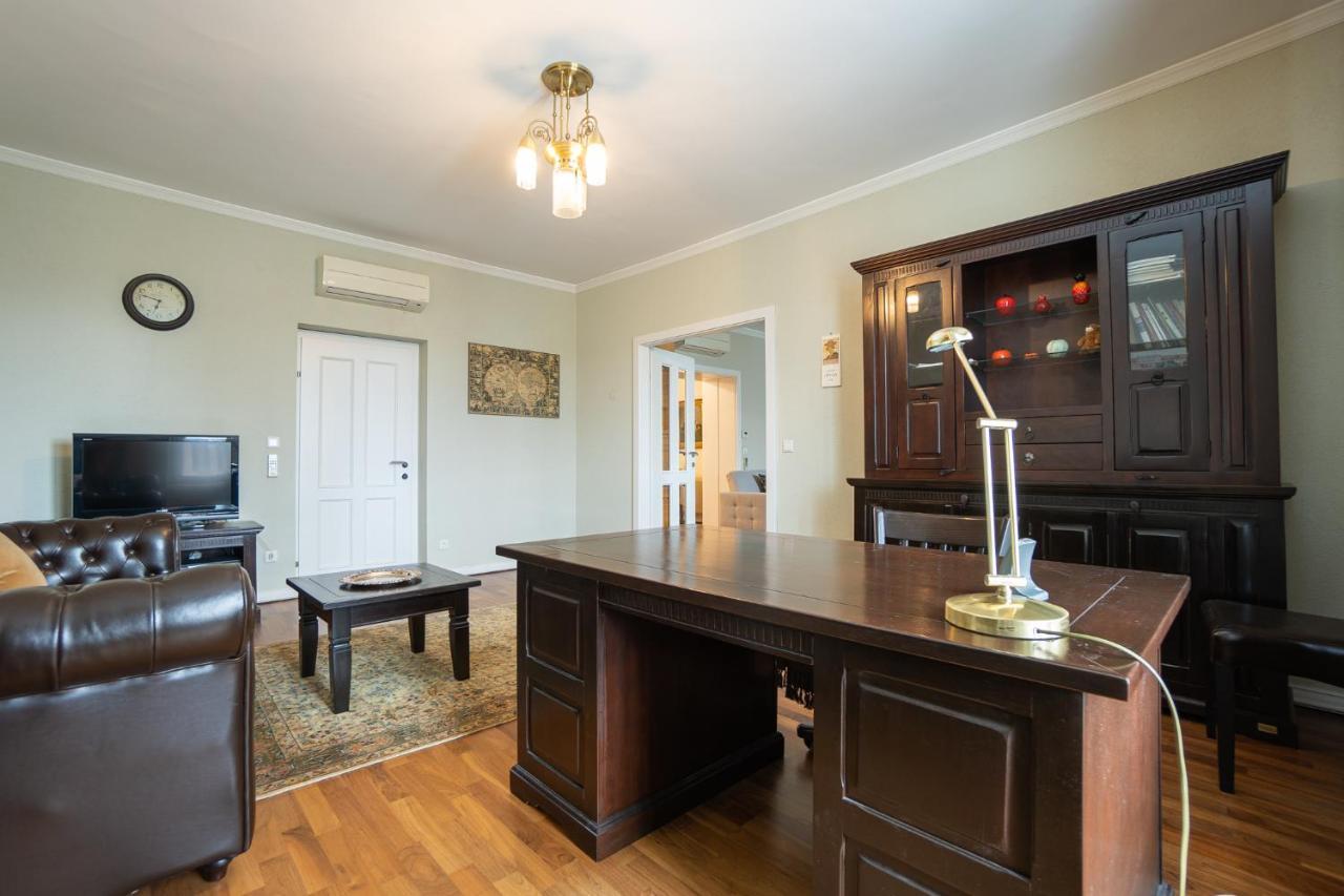Apartment With A Balcony - 15 Min To City Center Відень Екстер'єр фото